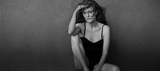 peter lindbergh pirelli 2017 Julianne Moore